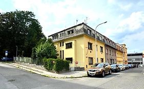 Hillside Studios